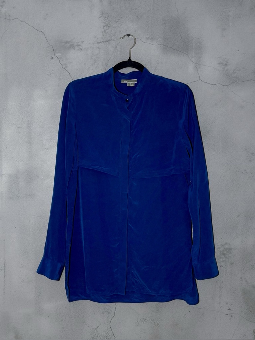 VINCE Silk Crew Neck Long Sleeves Top in ROYAL Blue Size Small